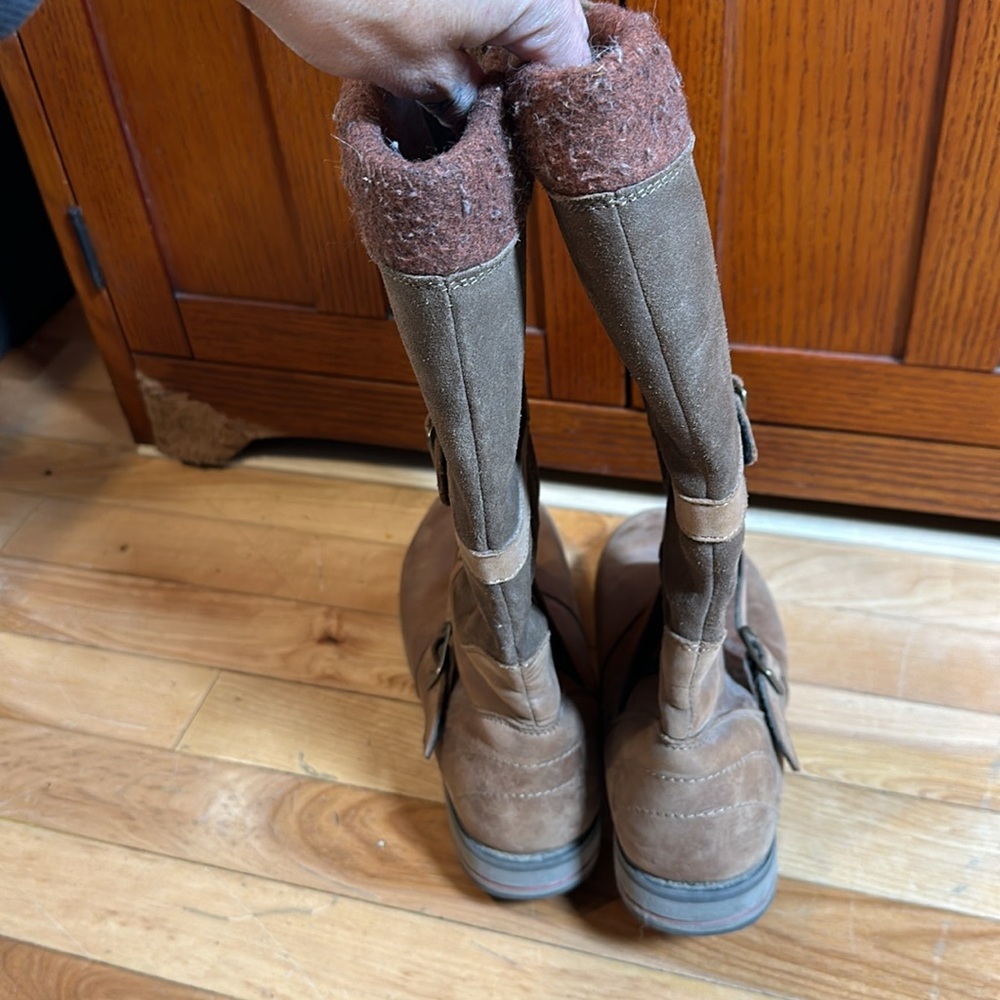LL Bean boots - Picture 2 of 8